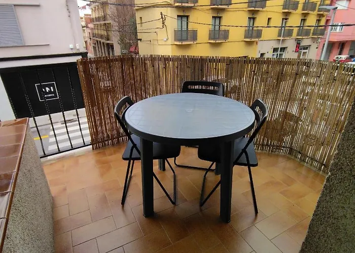Appartement T4 A 100 Metres De La Plage